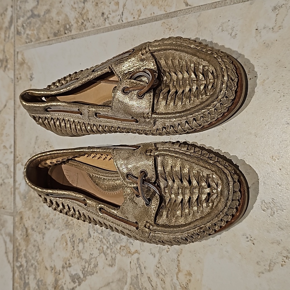 Frye ladies gold leather loafers. Size 7.5.